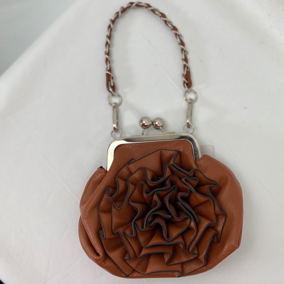 NWT Flower Rose Clutch Shoulder Hand Bag Purse - Picture 7 of 16